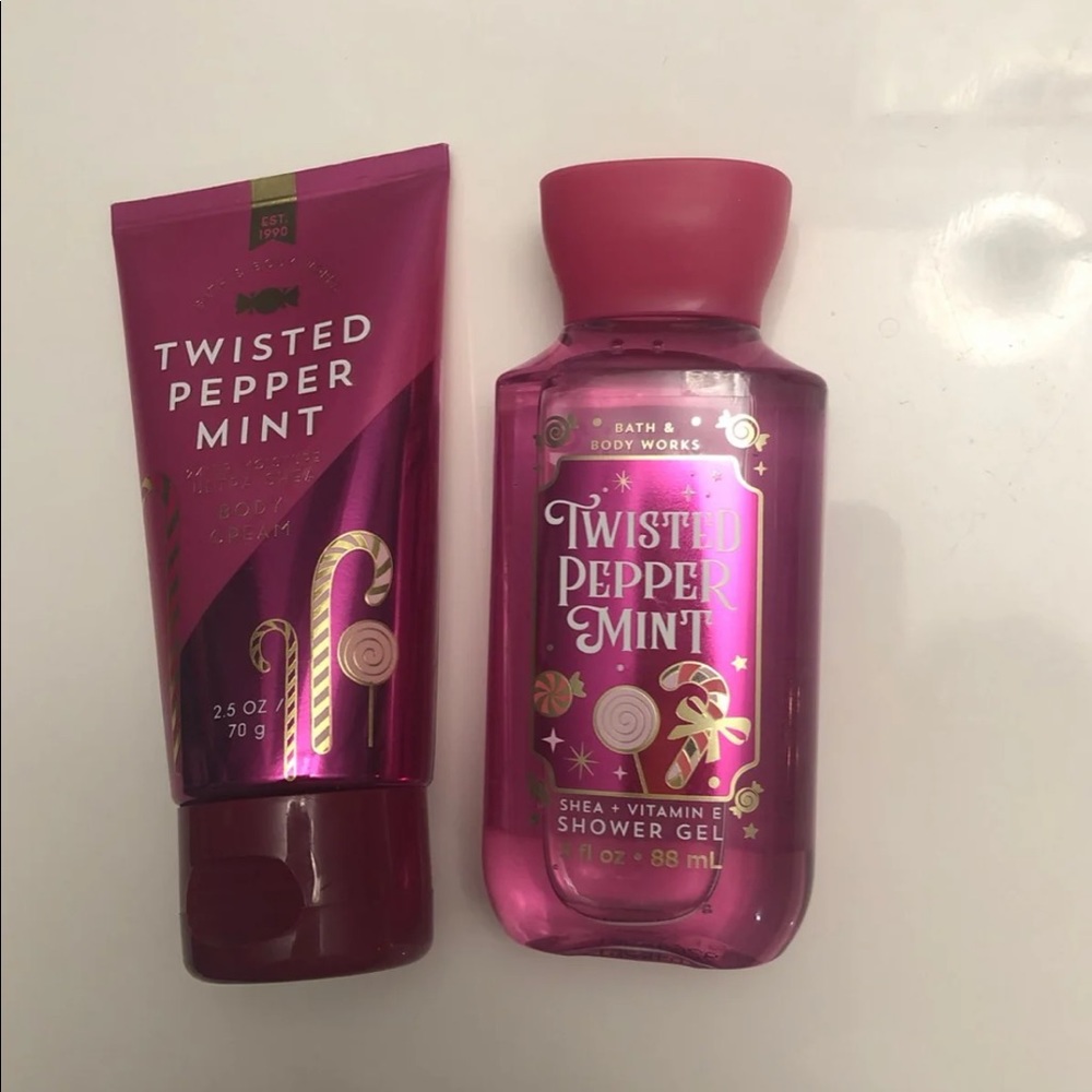 Twisted peppermint bath & body works